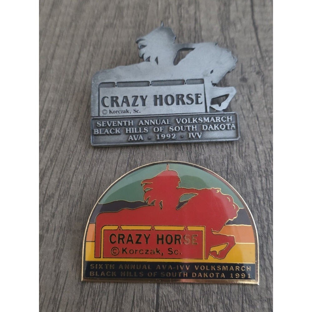 Vintage Crazy Horse Memorial Volksmarch Medals Pins 1991 1992 SD AVA IVV